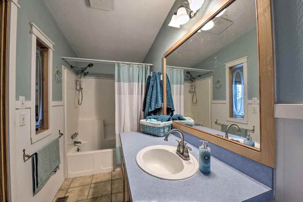 Cute Cottage With Deck Walk 115 Ft To Brewery And Cafe Poulsbo Luaran gambar